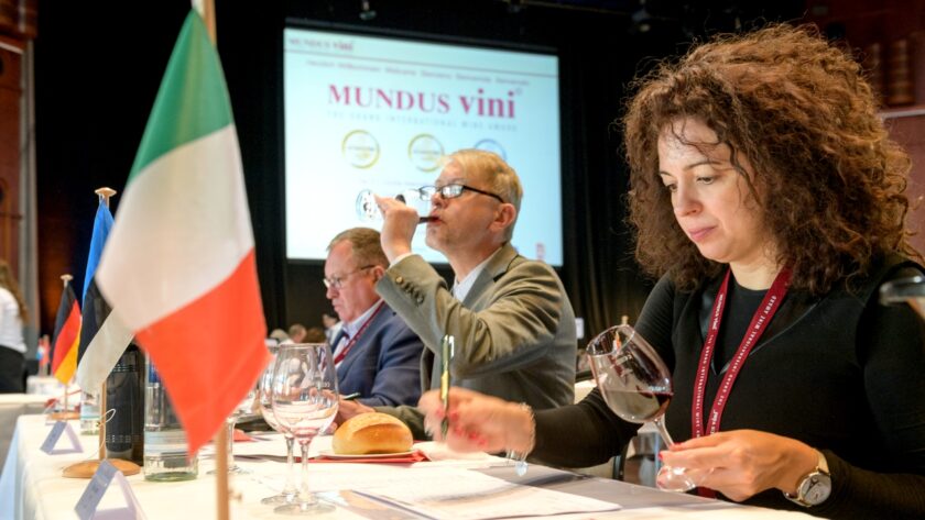 MUNDUS Vini 2017 – hodnotící komise (foto AD LUMINA Ralf Ziegler)