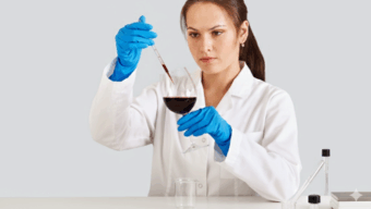 Počet nevyhovujících vín klesl meziročně až o polovinu