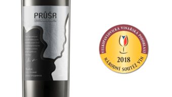 Šampionem Velkopavlovicka Merlot z Vinařství Na Soutoku